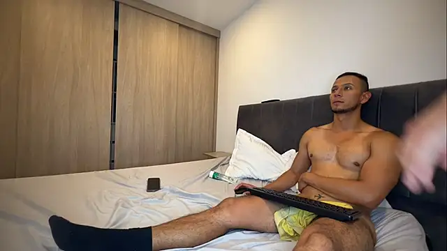 TheLatinBoyfriends 现场XXX聊天
