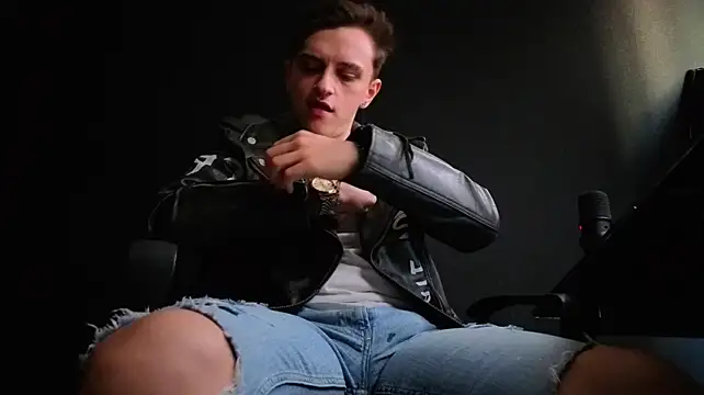 FelixStarkk's Live XXX Chat
