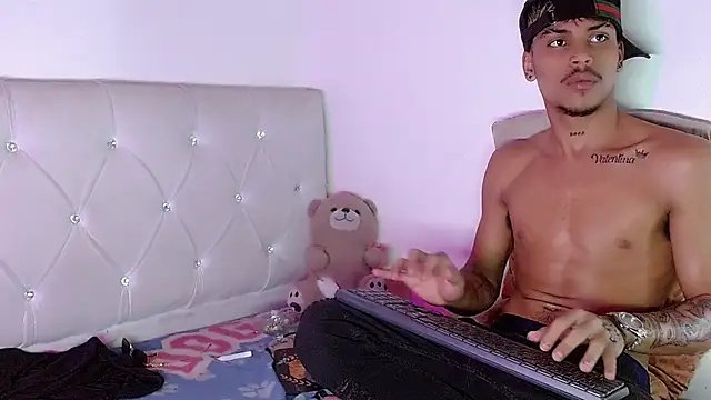 Angel_foxc13: απευθείας συνομιλία ΧΧΧ