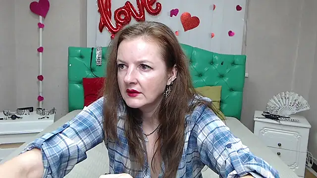 Živý XXX chat MeganPirs