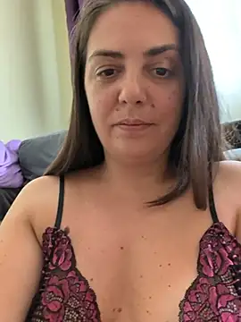 Arya_Malone Chat XXX in diretta