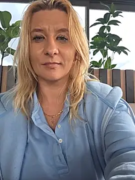 KaylinJan XXX чат  на живо