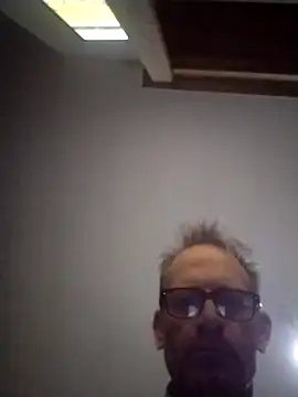 CulturedBus909 – webcam-show