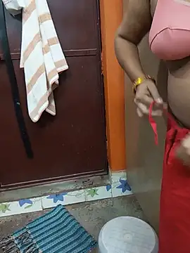 Manjudear's Live XXX Chat