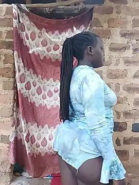 Chatroom XXX en direct de holygrail001