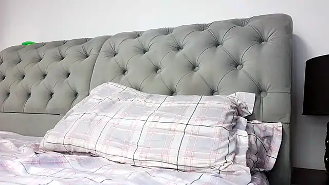 XXX chat uživo modela Cyprian86