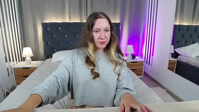Czat XXX na żywo – AliceBrook_