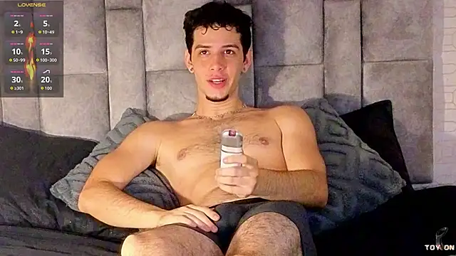 isaacblaze_ XXX чат на живо