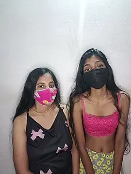 Pertunjukan Kamera Web Preethi_tamil