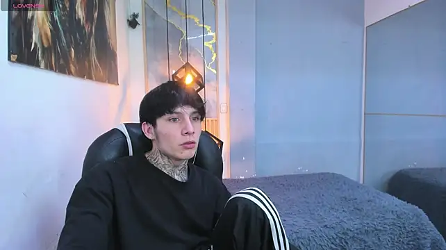 Cry_thereal – Na živo XXX chat
