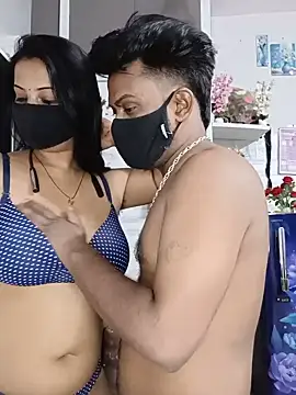 Kaur_Simran_01: απευθείας συνομιλία ΧΧΧ