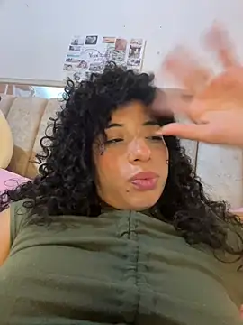 XXX chat uživo modela Miily_0