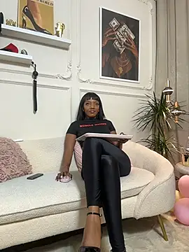 GoddessDreea XXX чат на живо