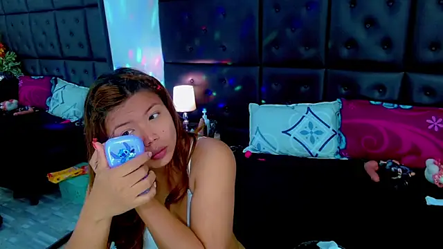 Cloelombard's Live XXX Chat