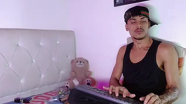 Angel_foxc13 Chat XXX live