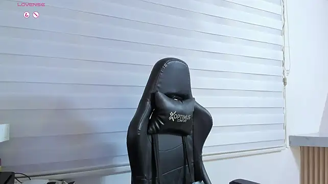 Онлайн чат XXX Rick_Adams