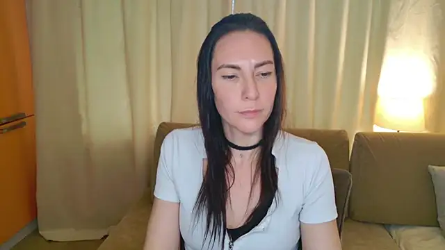 Chat XXX ao vivo de IngaRain
