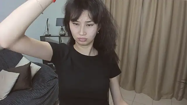 SheilaRare 现场XXX聊天