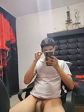aispuro8505 Chat XXX in diretta