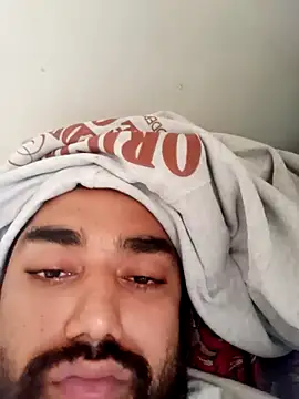 dhruvplayboy Adlı Modelin Canlı XXX Sohbeti