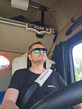 adas- – Naživo XXX chat