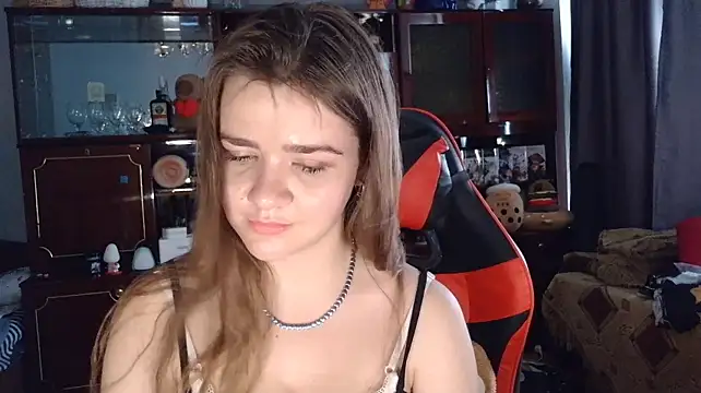 QueenBeatrice Chat XXX live