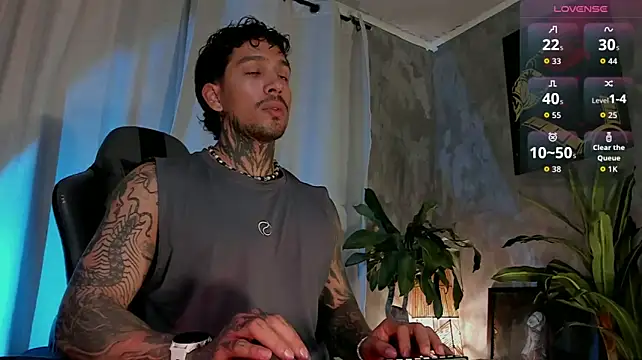 TigerStripes1_n Live XXX chat