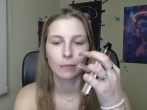 StrangerGi élő XXX-chatje