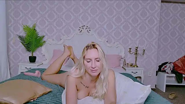 Онлайн чат XXX Kayleen_B