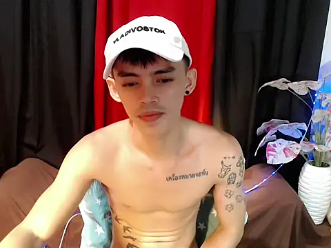 צ'אט XXX בשידור חי של urhunky_boy