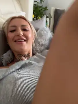 MazeSin_'s Live XXX Chat