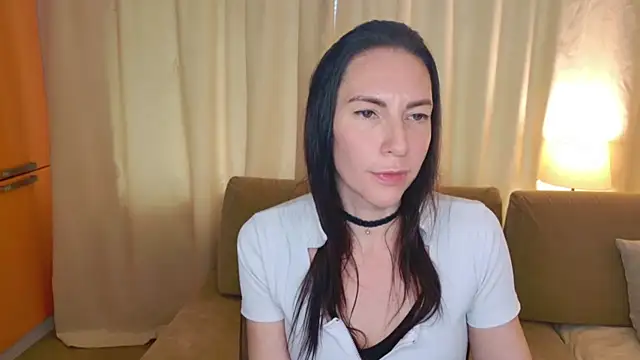XXX chat uživo modela IngaRain
