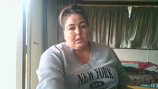 Sandra0011 live XXX chat