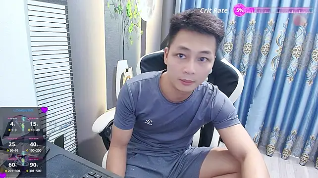 Chat XXX en directo de Naughty___asian