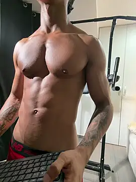 Paradise_boy__ Adlı Modelin Canlı XXX Sohbeti