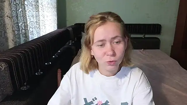 Riley_Roo Chat XXX in diretta