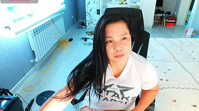 MissValday লাইভ XXX চ্যাট