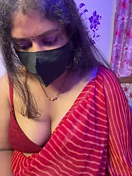 UR_Chocogirl's Live XXX Chat