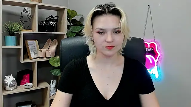 צ'אט XXX בשידור חי של SweetLilyxo