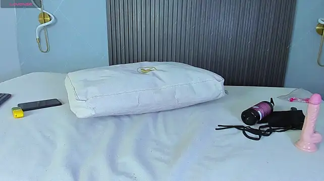 leyla_finch élő XXX-chatje
