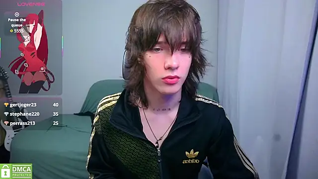 LeonBoykisser's Live XXX Chat