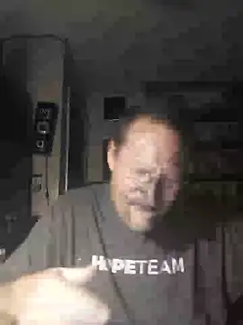 icebergXpress' Live XXX Chat