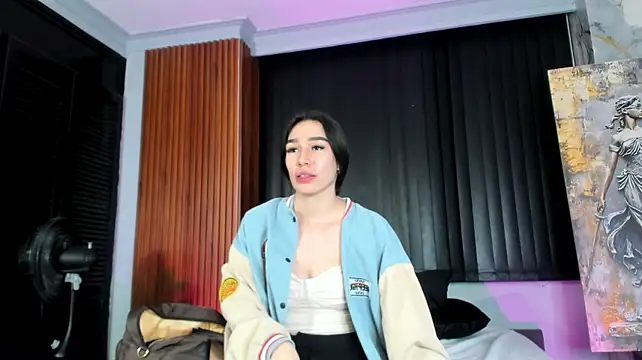 emma_cartter_'s Live XXX Chat