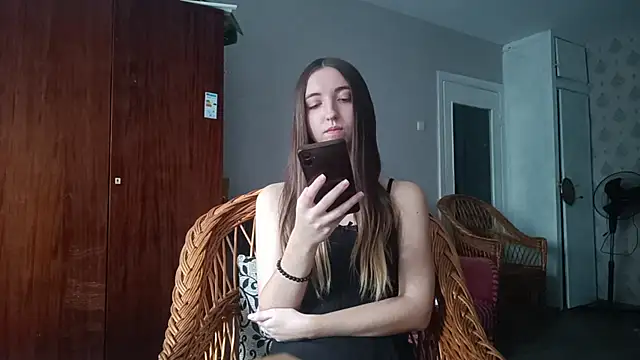 XXX chat uživo modela WynonaFarhat
