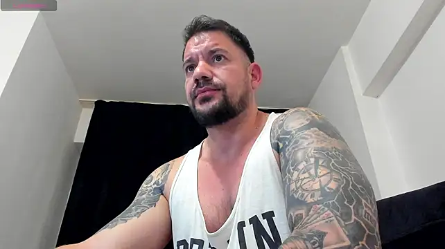 musclemonster31 Chat XXX live
