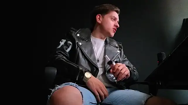 FelixStarkk Chat XXX live