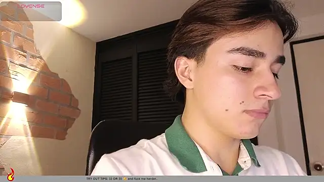Chat XXX ao vivo de Connorr_01