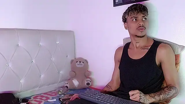 دردشة Angel_foxc13 الجنسية المباشرة