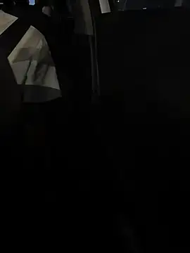 zoujiayu2121 Show Webcam