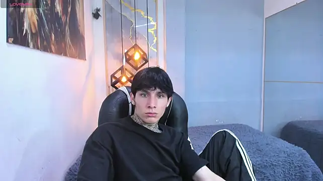 Cry_thereal's Live XXX Chat